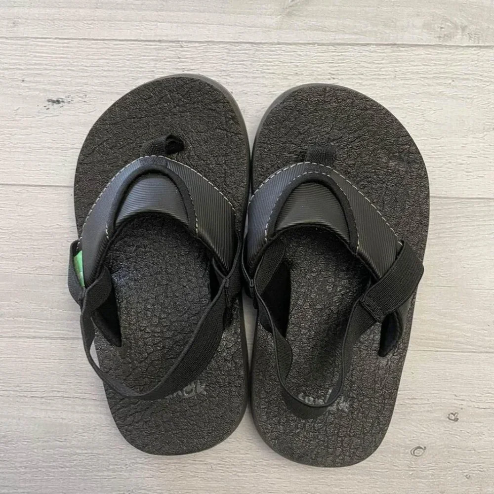 Sanuk Kids Sandals‎ Size 9/10